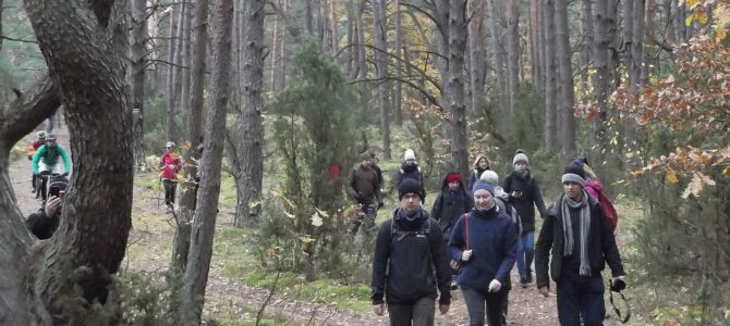 Rezerwat przyrody „Czarci Dół”, spacer grupy Łazik, niedziela 29 marca